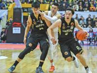 开云平台-四川队完胜山东队，保罗刷新纪录