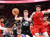 开云体育登录-开拓者主场取胜，战胜爵士展现实力的简单介绍