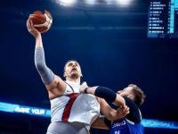 开云官方app入口-包含欧洲强队实力对决，激烈比赛引发球迷狂热的词条