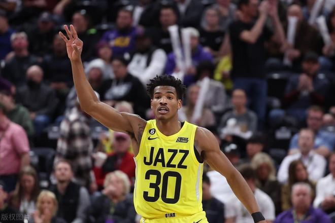 开拓者主场取胜,战胜爵士展现实力的简单介绍 开拓者主场取胜,战胜爵士展现实力的简单介绍