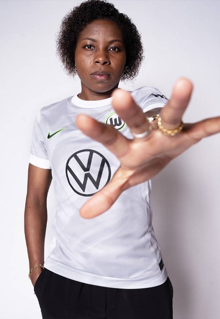 沃尔夫斯堡球员伤愈复出,为球队实力再添一员的简单介绍 沃尔夫斯堡球员伤愈复出,为球队实力再添一员的简单介绍