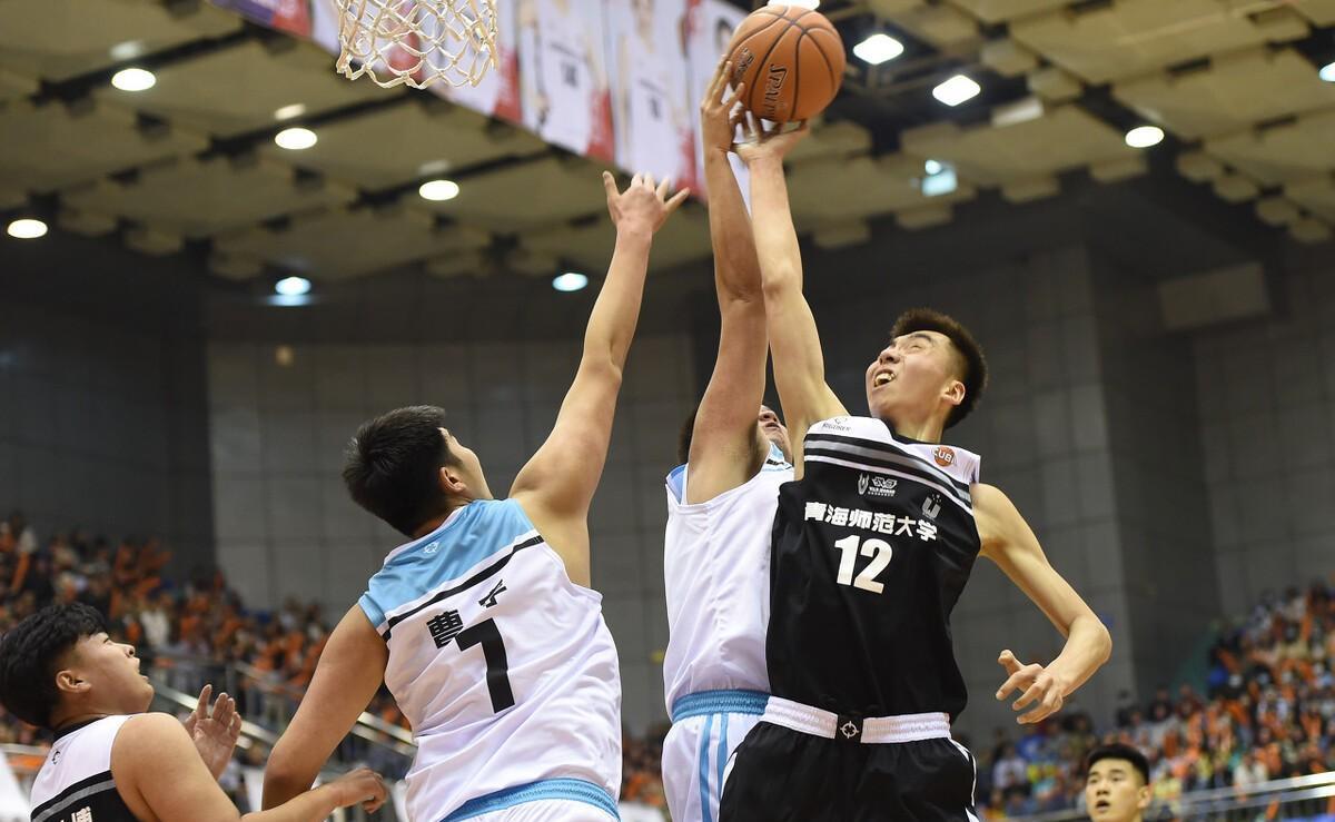 球队战术调整获得比赛中出人意料胜利 球队战术调整获得比赛中出人意料胜利