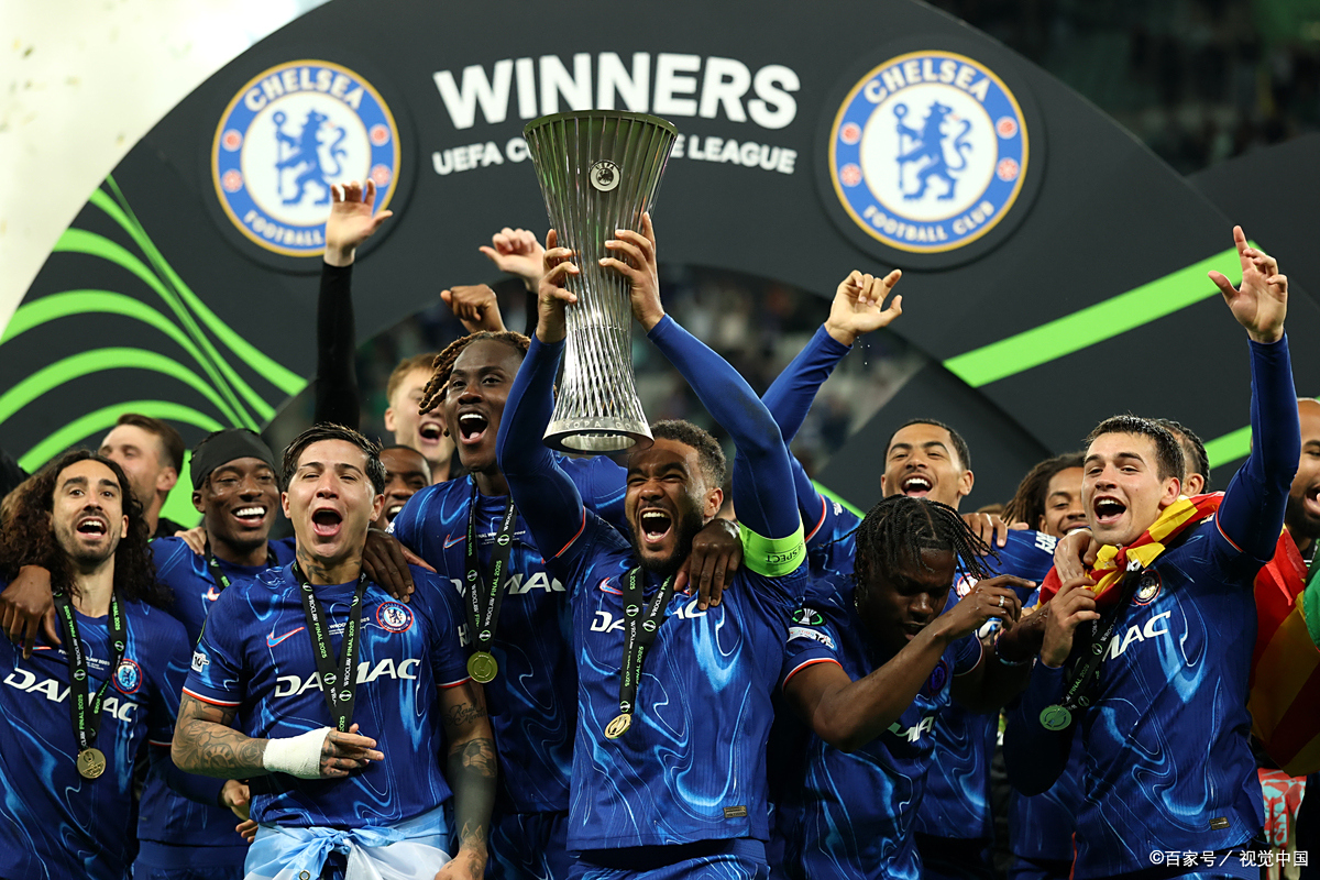 包含欧洲足球职业联赛大比分获胜，全场欢呼的词条