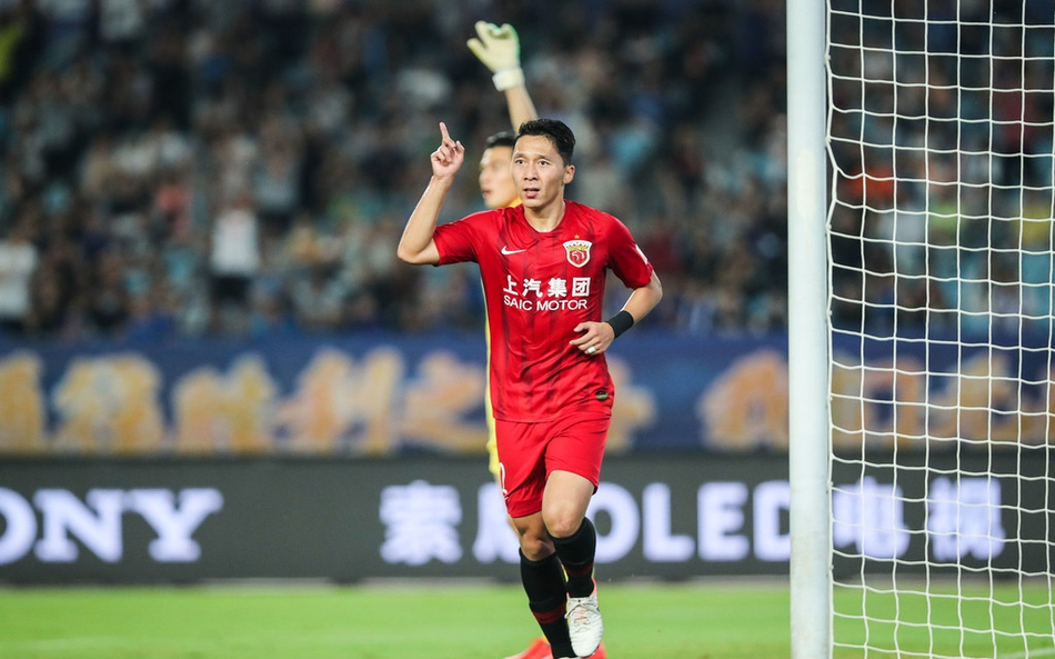 包含上海上港豪取三连胜,稳居积分榜第二的词条 包含上海上港豪取三连胜,稳居积分榜第二的词条