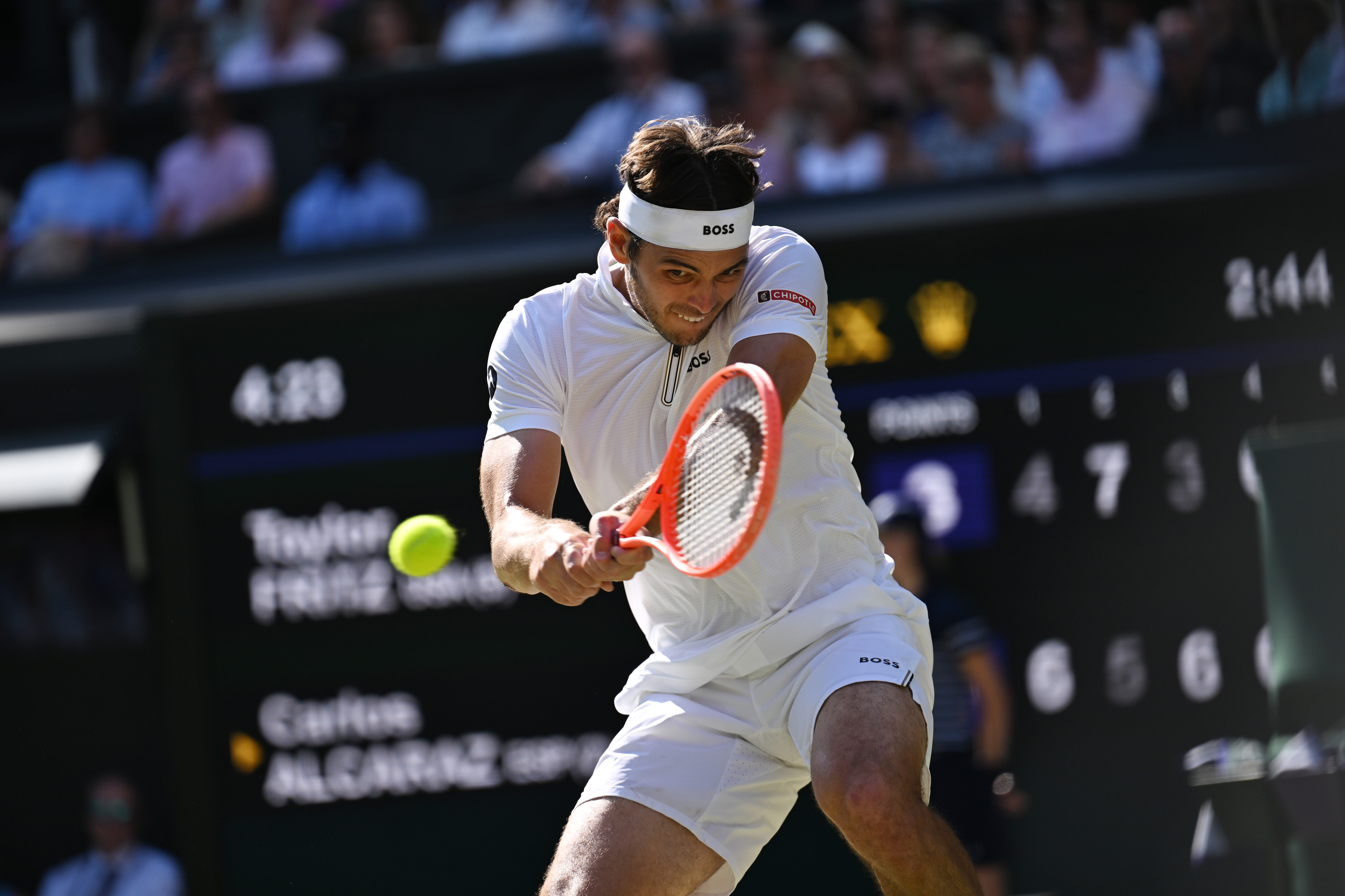 拉沃尔杯鏖战温网，西西帕斯点燃赛场的简单介绍