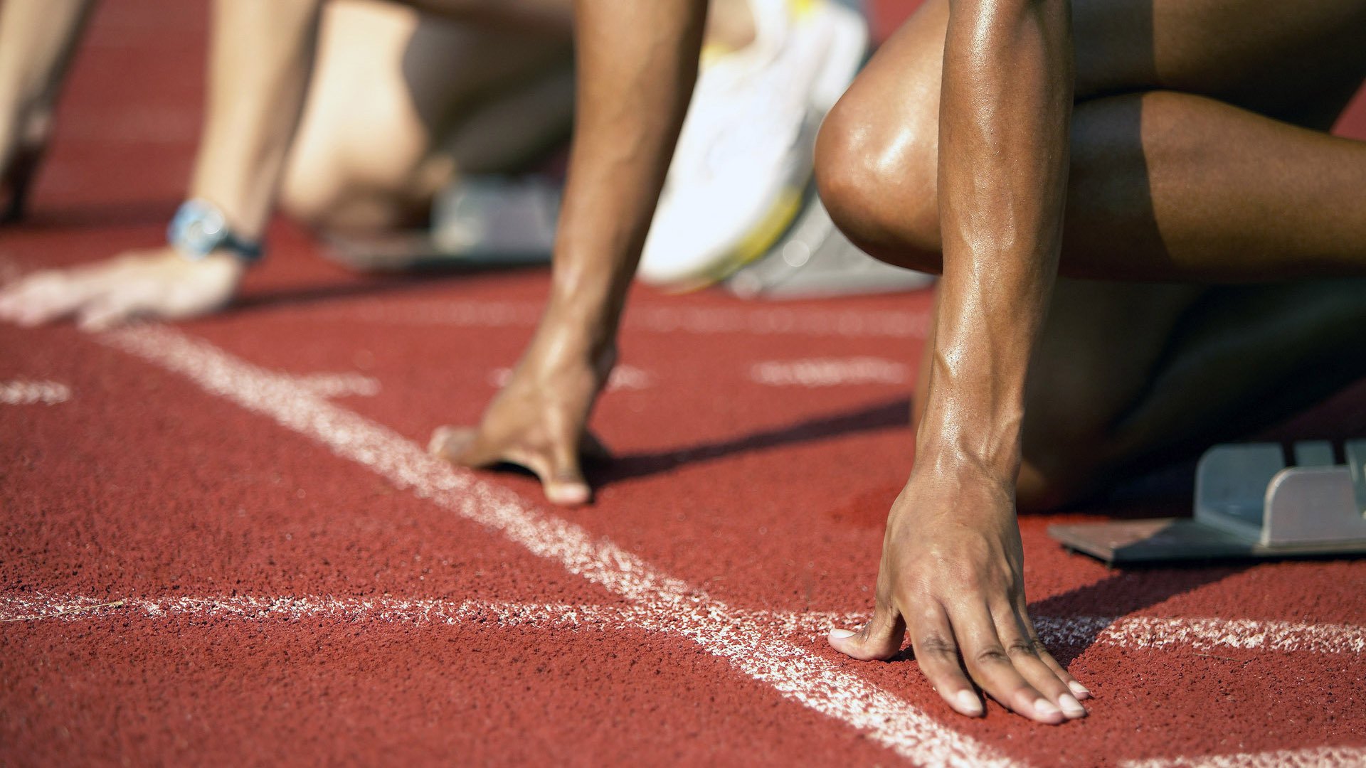 从快船到魔术,跨越东西方的接管者叙事—当团队胜利遇见个人英雄主义