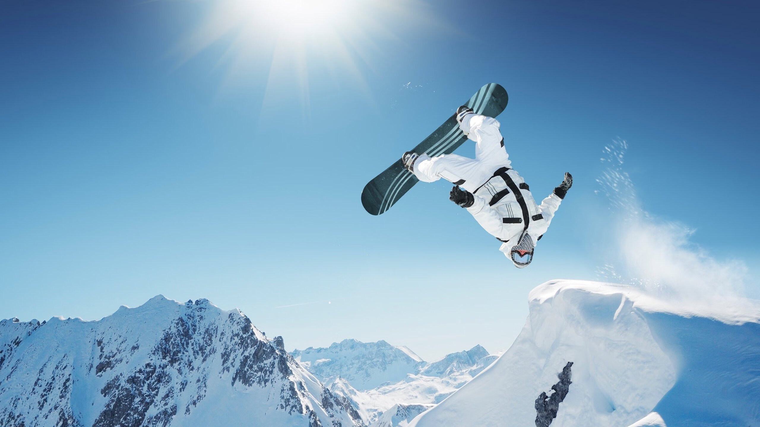 法甲巅峰对决，里昂防线在孙兴慜面前为何完全无解？