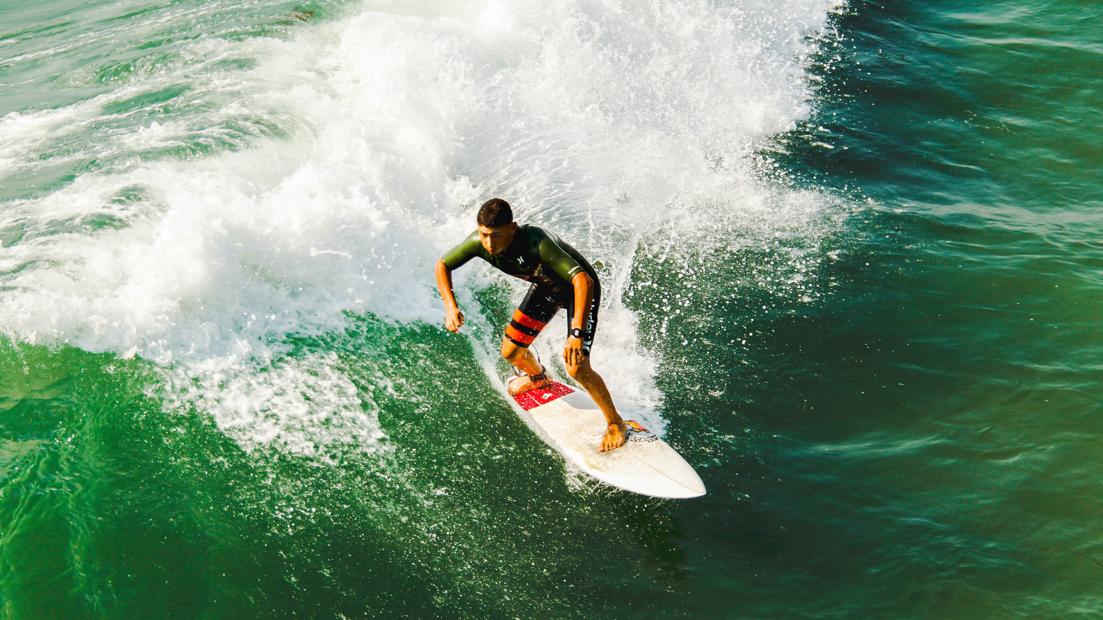 布克狂飙之夜，凯尔特人巅峰对决力克独行侠